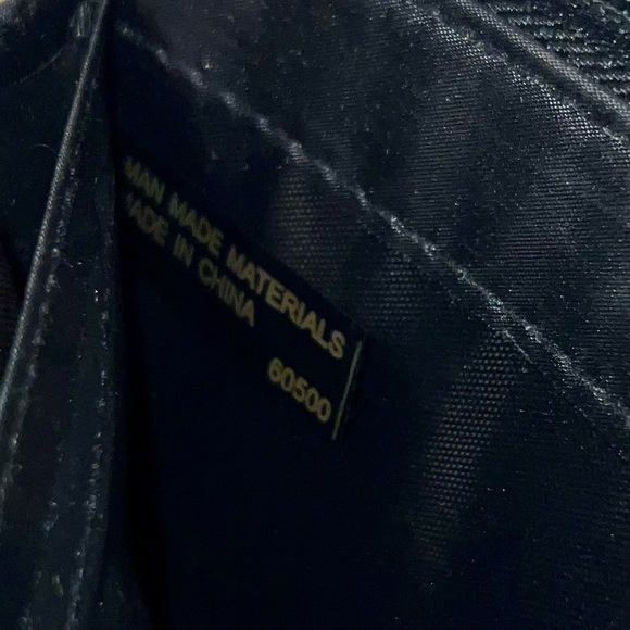 Gloss Black Diamond Stitch Zipper Wallet - Picture 8 of 8